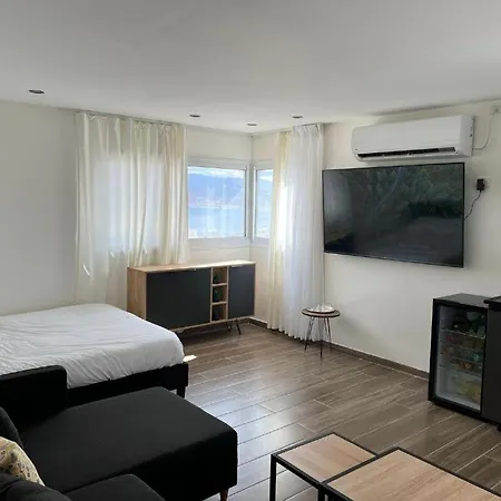 Golden Sand Apartment